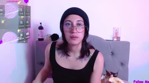 Snapshot of snow_baall chatting on January 25, 2:25 pm IG OF red moonn online show from January 25, 2:25 pm