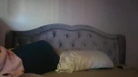 Snapshot of snowie_rose chatting on November 9, 11:47 pm Snowie Rose online show from November 9, 11:47 pm