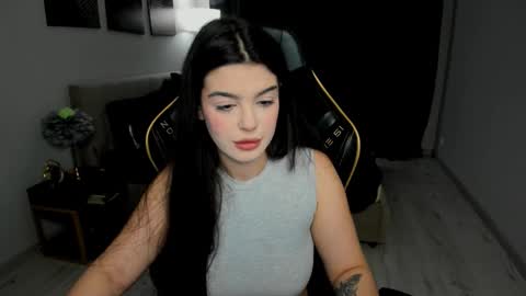 snowingwinter online show from March 21, 7:17 pm