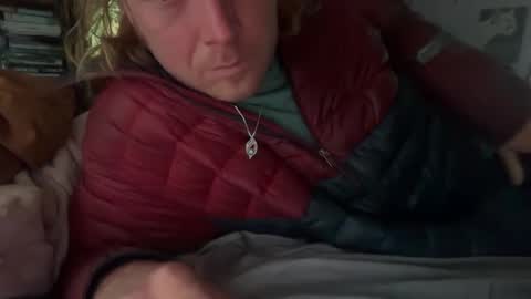 snowtrooper888 online show from November 23, 8:08 pm