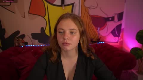 snowwhite_bella online show from October 17, 2:52 pm