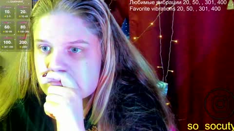 Snapshot of so_cute777 chatting on February 6, 9:38 pm so cute777 online show from February 6, 9:38 pm