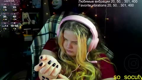 Snapshot of so_cute777 chatting on February 20, 12:08 am so cute777 online show from February 20, 12:08 am