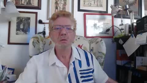 Snapshot of so_erotic_sub chatting on October 26, 8:04 pm ImYourBitch online show from October 26, 8:04 pm