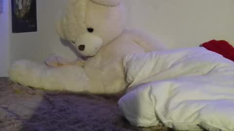 Babygirl Ivy online show from January 1, 2:09 am