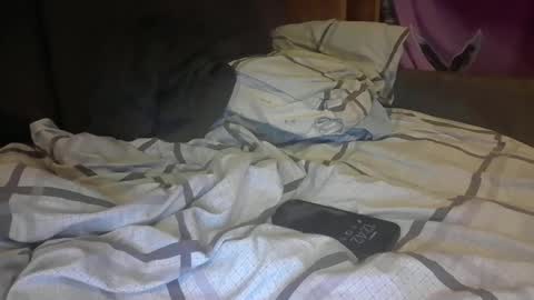 Snapshot of socalislandguy chatting on March 4, 8:42 am PaulyBigD online show from March 4, 8:42 am