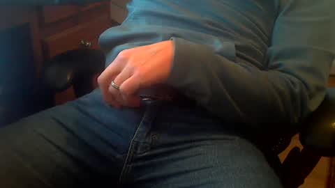 Snapshot of socksandasmile69 chatting on December 2, 7:05 pm socksandasmile69 online show from December 2, 7:05 pm