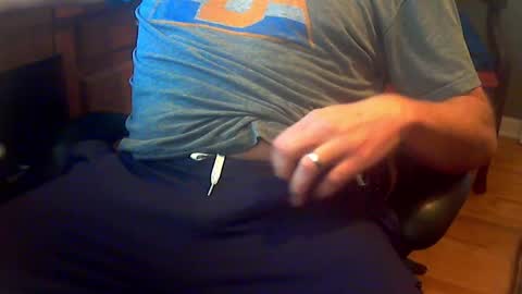 Snapshot of socksandasmile69 chatting on October 16, 4:52 pm socksandasmile69 online show from October 16, 4:52 pm