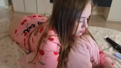 Sophy online show from February 13, 7:10 pm