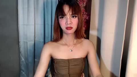 Snapshot of soffy_seductivexx chatting on March 2, 10:05 pm open for pvt online show from March 2, 10:05 pm