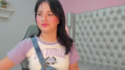 Snapshot of sofi__18_ chatting on October 23, 6:06 pm SOFI online show from October 23, 6:06 pm