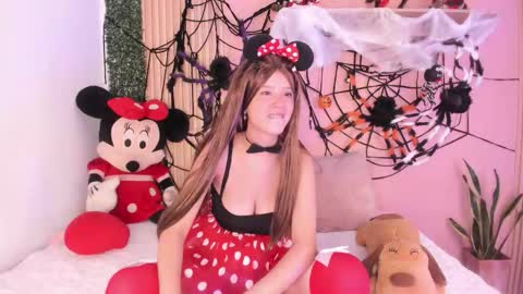Snapshot of sofi_cuttie chatting on October 27, 8:02 pm sofi_cuttie online show from October 27, 8:02 pm