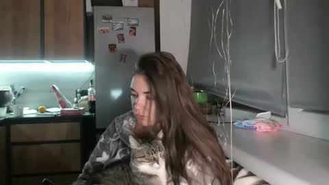 Sofi online show from October 13, 8:09 pm