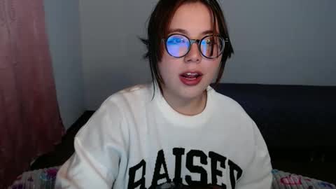 Sofi Lynch online show from January 6, 6:06 am