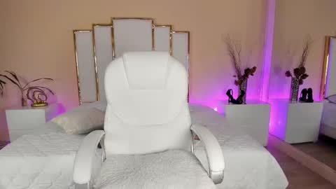 Snapshot of sofi_rayo chatting on September 30, 4:39 am sofi_rayo online show from September 30, 4:39 am