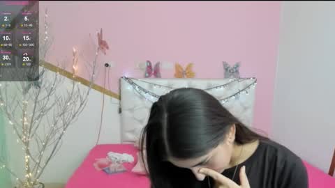 sofi_san online show from October 27, 2:32 pm