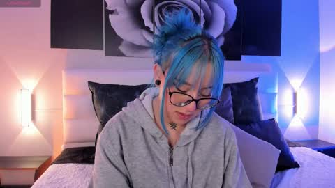 sofi_sp online show from September 18, 11:34 am