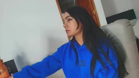 Sofia online show from January 9, 3:09 am