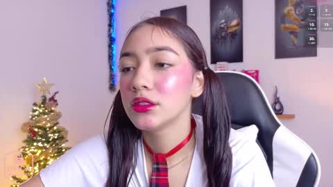 sofia_arango1107 online show from November 30, 6:34 pm