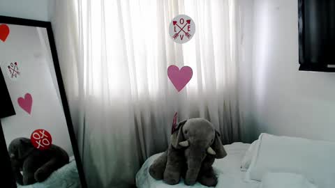 sofia Ill be back on Tuesday June 4.  online show from February 16, 9:16 pm