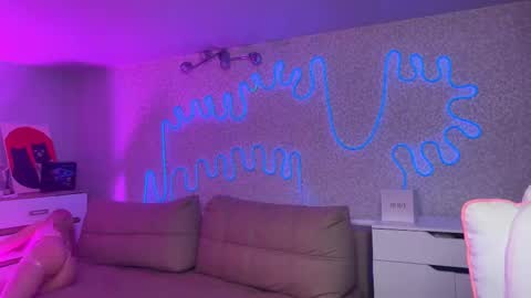 Sofia online show from October 19, 3:07 am