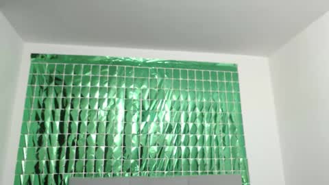 sofia online show from December 6, 12:12 am