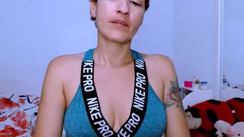 Snapshot of sofia_mark20 chatting on February 26, 7:38 pm Sofia  online show from February 26, 7:38 pm