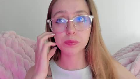 Snapshot of sofia_palacios_ chatting on February 4, 2:49 am online show from February 4, 2:49 am