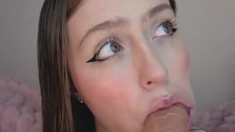 Snapshot of sofia_palacios_ chatting on October 9, 3:48 am online show from October 9, 3:48 am