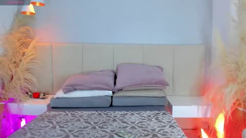 SOFIA PAMELA online show from January 16, 7:07 pm