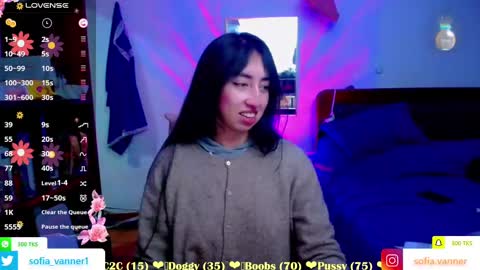 Snapshot of sofia_vanner chatting on October 27, 1:31 am SOFIA online show from October 27, 1:31 am