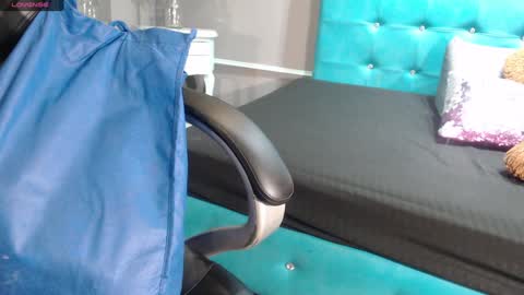 Sofa online show from February 3, 11:09 am