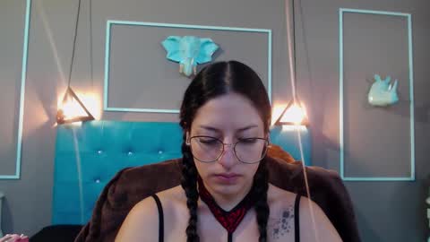 Sofa online show from November 8, 11:10 am