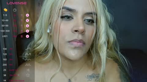 Snapshot of sofiaacortes chatting on December 7, 7:27 am Sofi cortes626 Ig online show from December 7, 7:27 am