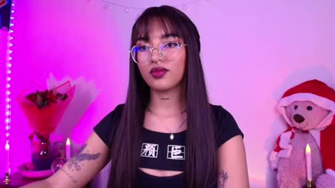 Snapshot of sofiaafoxx chatting on December 14, 6:56 am Sofia online show from December 14, 6:56 am