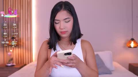Snapshot of sofiacortez chatting on October 17, 12:08 pm Sofia online show from October 17, 12:08 pm