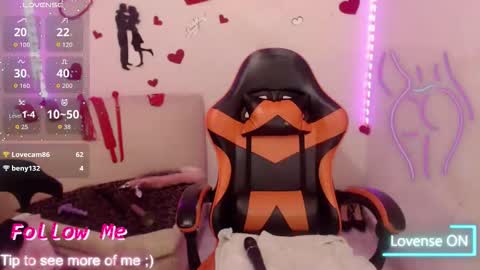 sofiacurvy45 online show from March 11, 9:32 pm