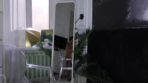 Snapshot of sofiafoster chatting on October 28, 6:17 am Sofia online show from October 28, 6:17 am