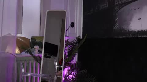 Snapshot of sofiafoster chatting on October 29, 5:42 am Sofia online show from October 29, 5:42 am