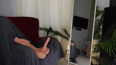 Snapshot of sofiafoster chatting on November 16, 9:04 am Sofia online show from November 16, 9:04 am