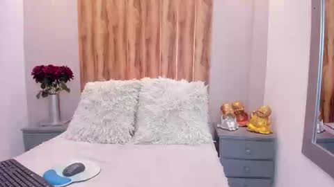 SOFI  online show from November 8, 7:23 pm