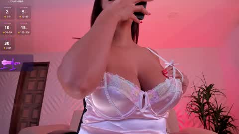 Sofia Reyes online show from February 16, 7:38 pm