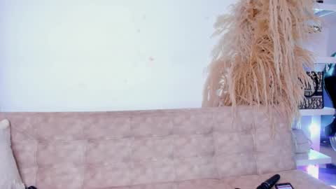   online show from February 9, 1:56 pm