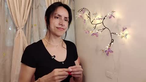 Sofi Bella online show from May 14, 7:20 pm