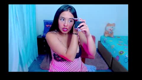 Snapshot of sofie888 chatting on November 30, 1:42 am Just Sofi online show from November 30, 1:42 am