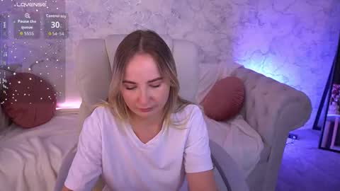 Sofie online show from September 13, 11:15 pm