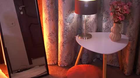 Sofie online show from December 19, 11:56 pm