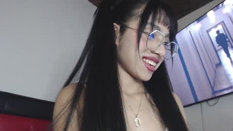 Snapshot of sofii_garcia chatting on October 14, 2:51 pm Mia online show from October 14, 2:51 pm