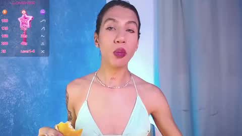 Snapshot of sofiia_grey_ chatting on December 27, 4:32 pm Sofi online show from December 27, 4:32 pm