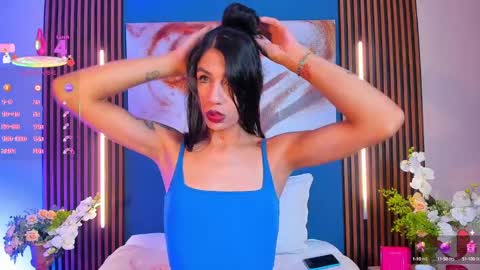 Snapshot of sofiia_grey_ chatting on September 15, 3:01 pm Sofi online show from September 15, 3:01 pm